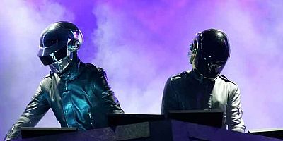 HUMAN AFTER ALL: HOW DAFT PUNK'S MOST MALİGNED ALBUM WARNED US ABOUT THE PERİLS OF PROGRESS